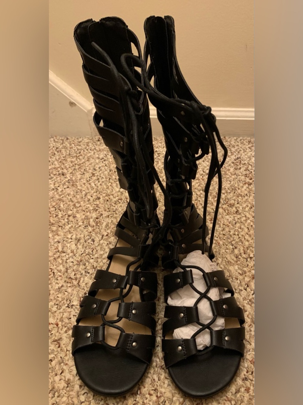 NIB Black Lace-Up / Zipper Back Gladiator Knee-High Sandals